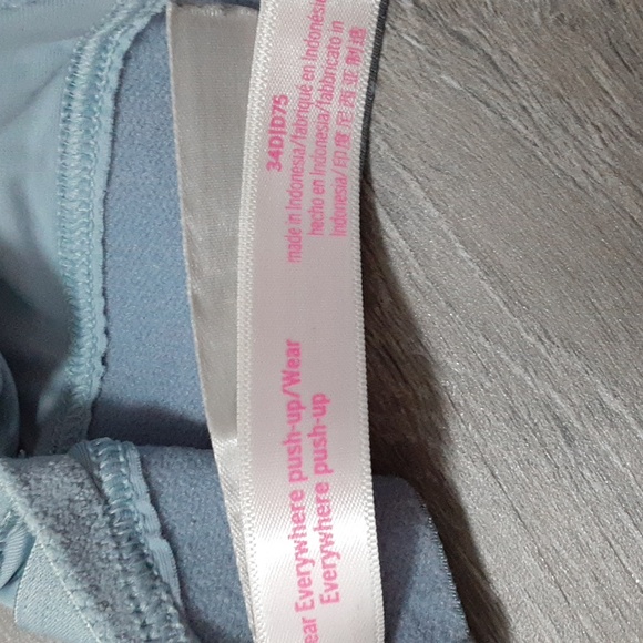 PINK Victoria's Secret Wear Everywhere  push-up bra - Picture 4 of 12